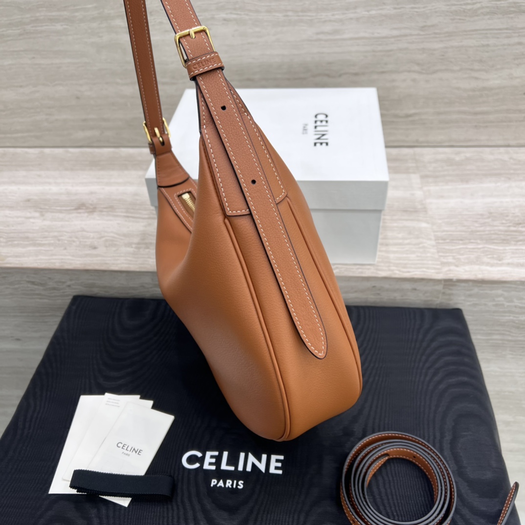 Túi Xách Celine Heloise Triomphe 117253 Màu Nâu 