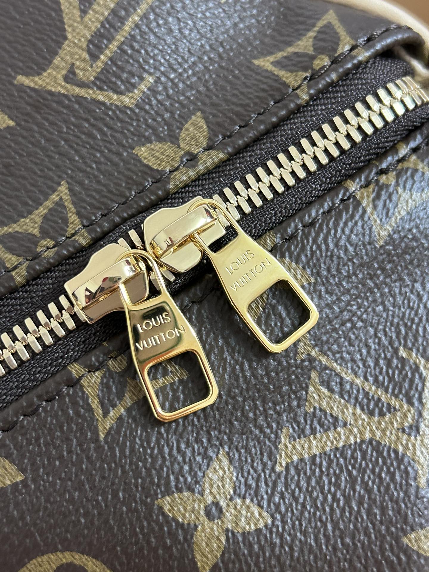 Trousse de toiletteM11750