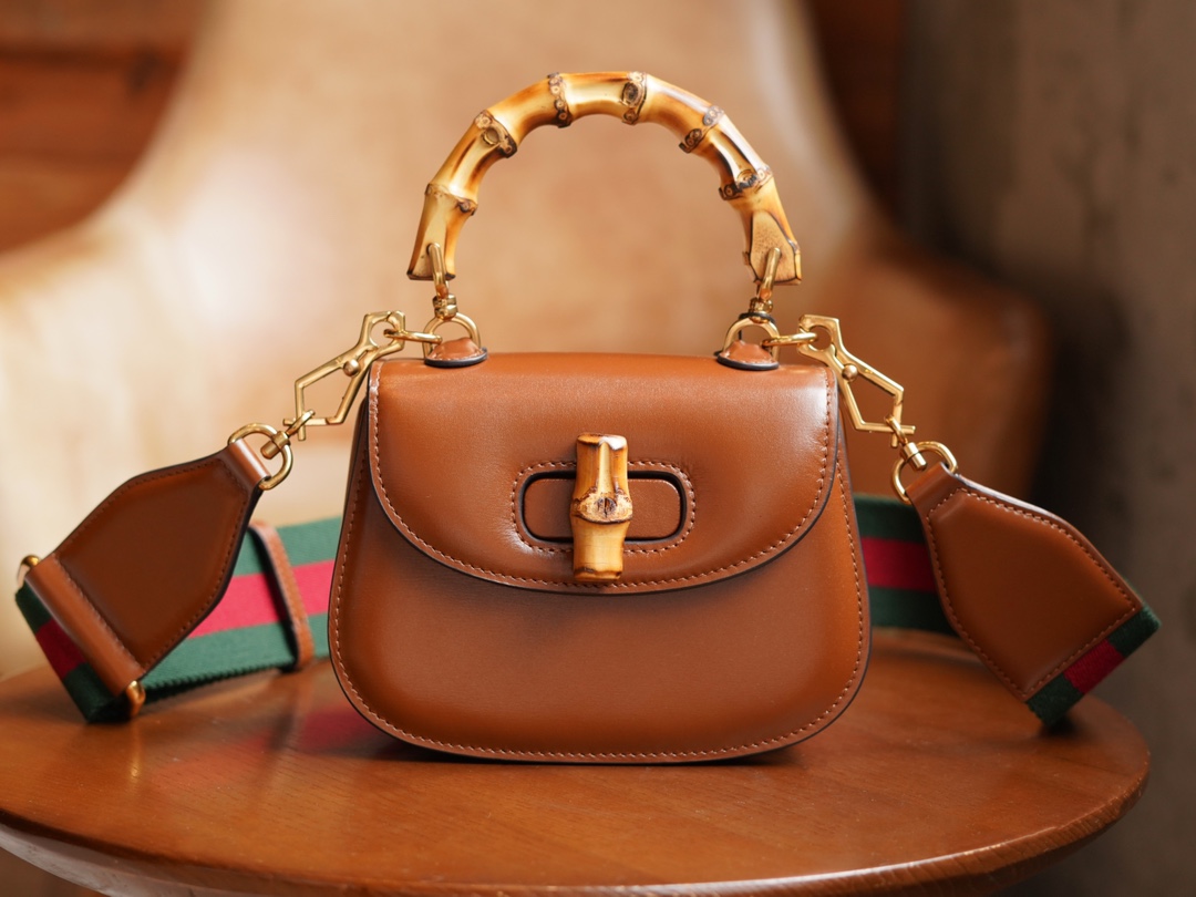 Túi Xách Nữ Gucci Bamboo 1947 686864 Màu Nâu