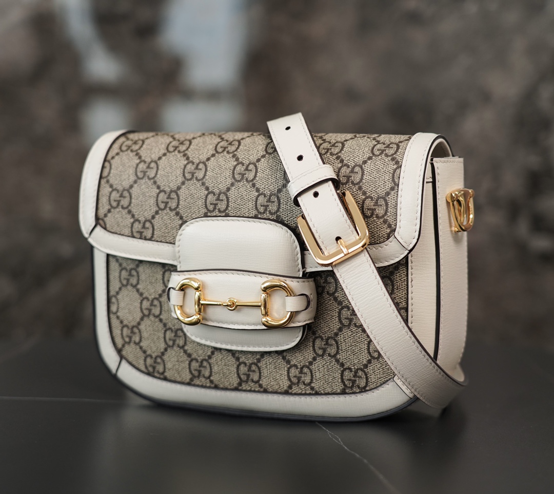 Túi Xách Gucci Horsebit 1955 658574 Logo Trắng