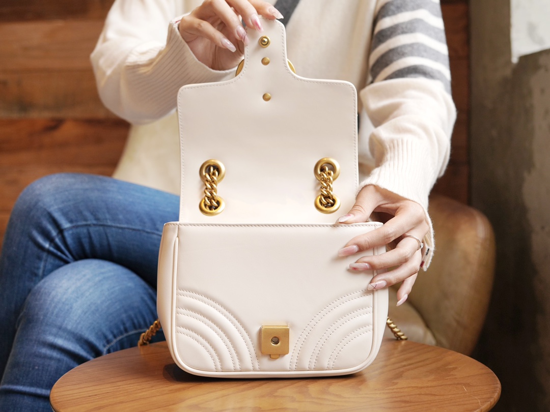 GG Marmont 739682 (White)