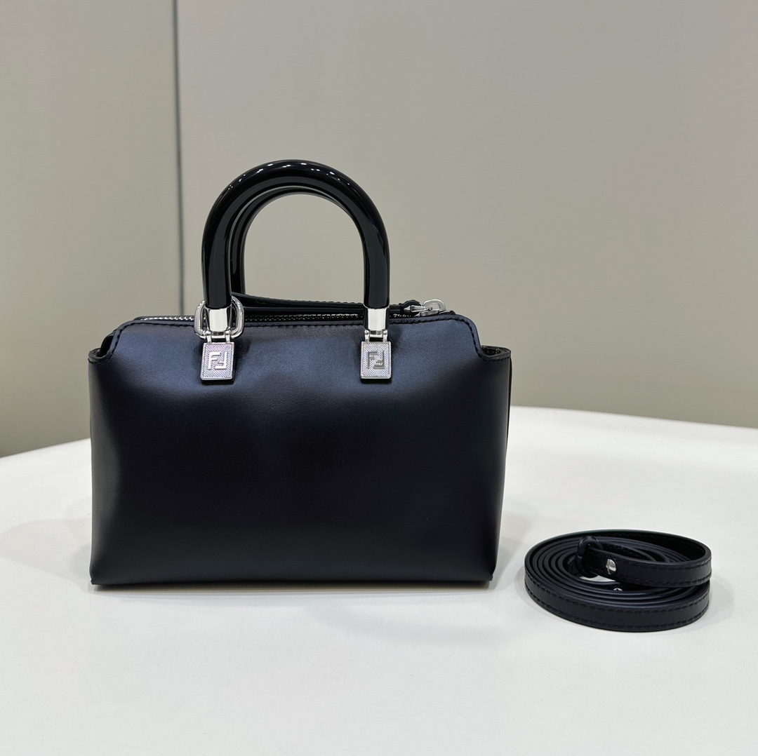 TÚI XÁCH NỮ FENDI 8570C 