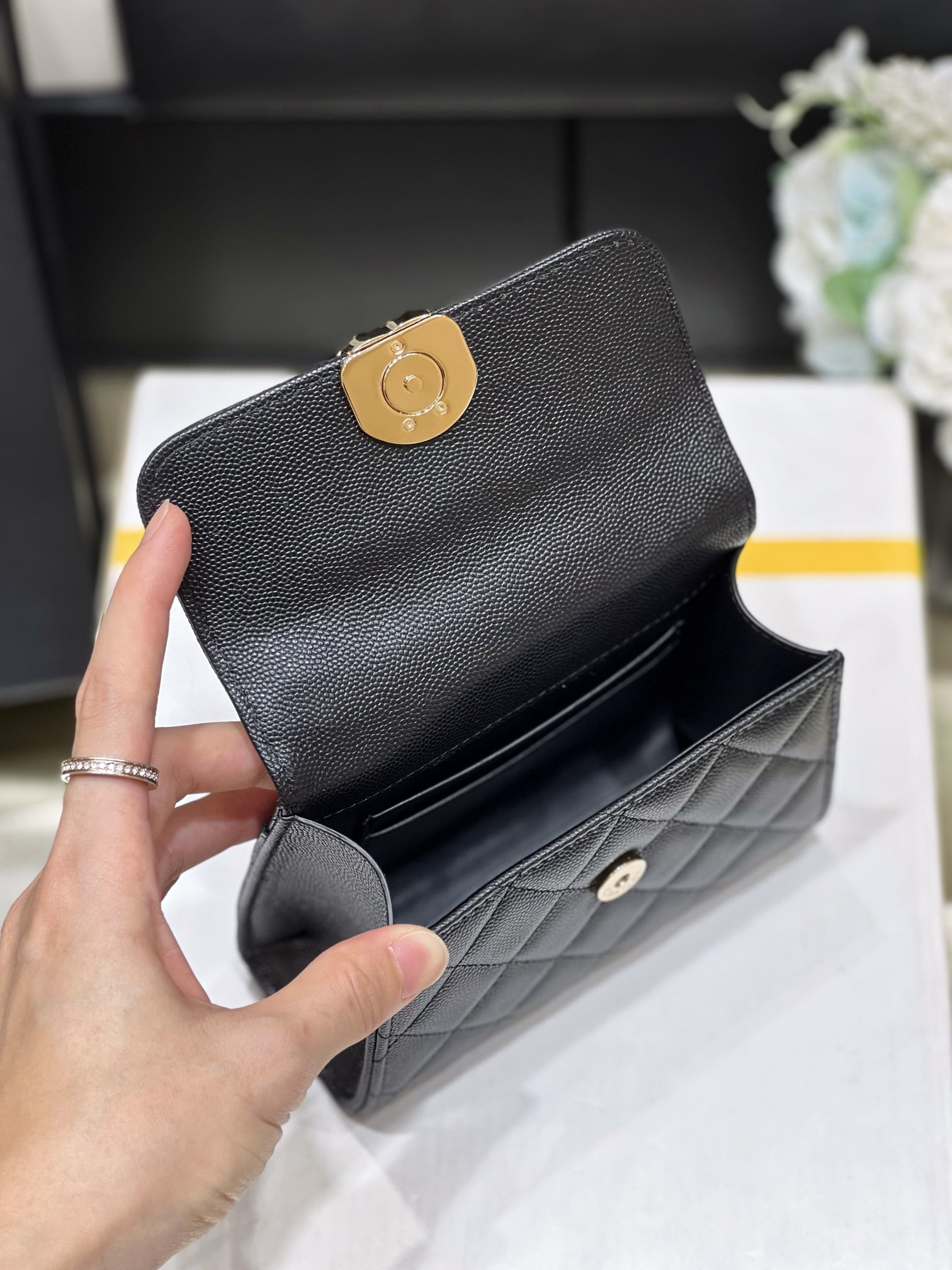 Túi Xách Chanel Kelly AS3237 Màu Đen 