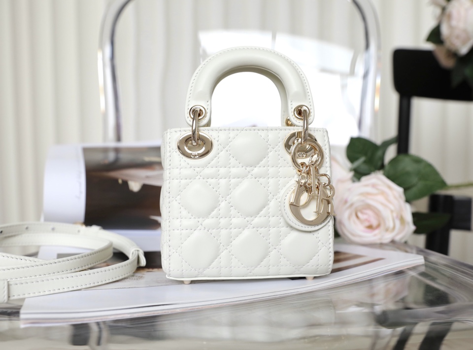 Túi Xách Nữ Lady Dior Mini Màu Trắng