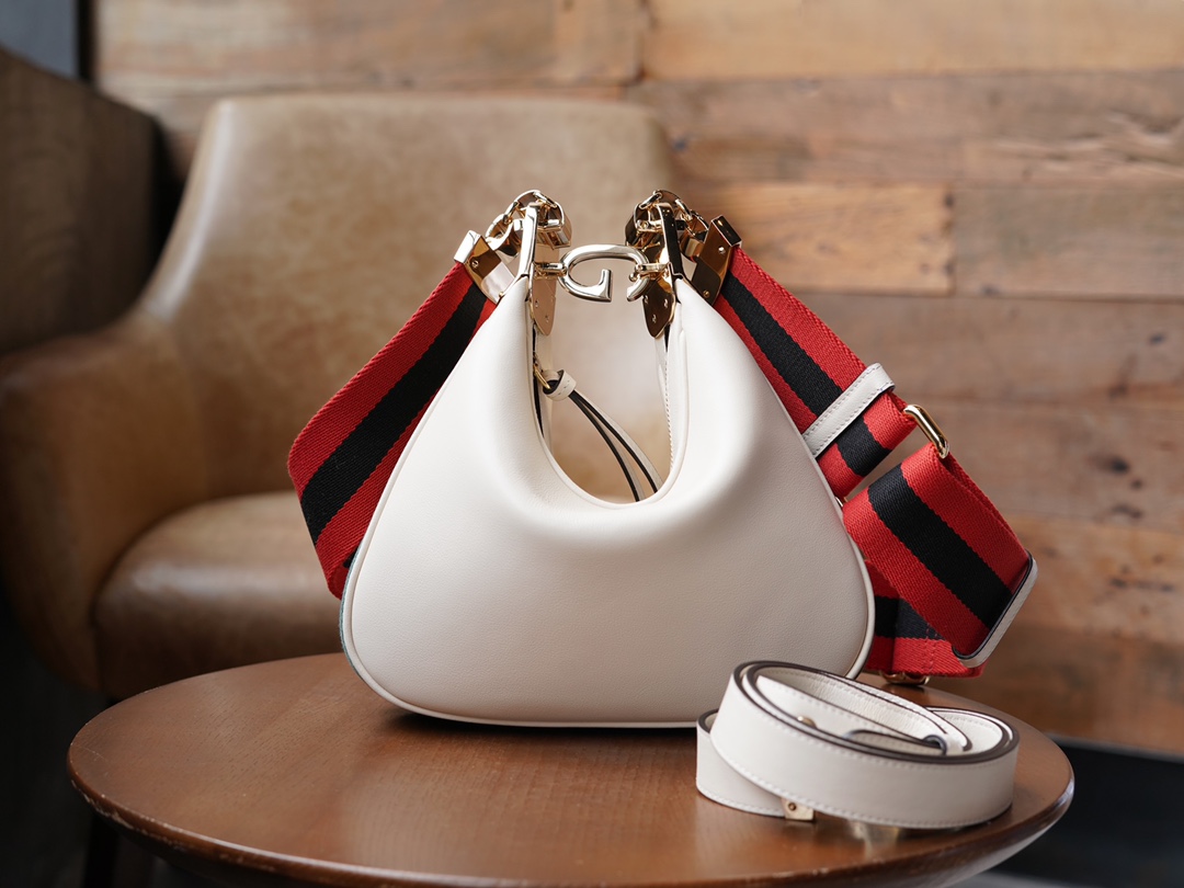 Sac à épaule Gucci Attache petite taille 699409 (white) 
