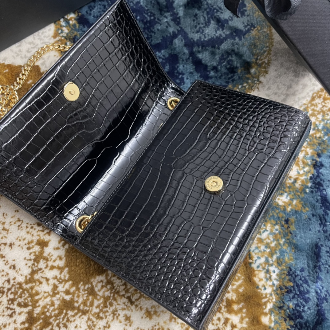 YSL KATE 474366 (Black-gold)