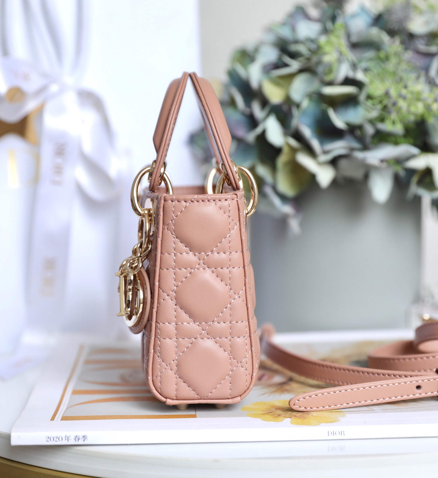 Túi Xách Nữ Lady Dior Mini Màu Hồng