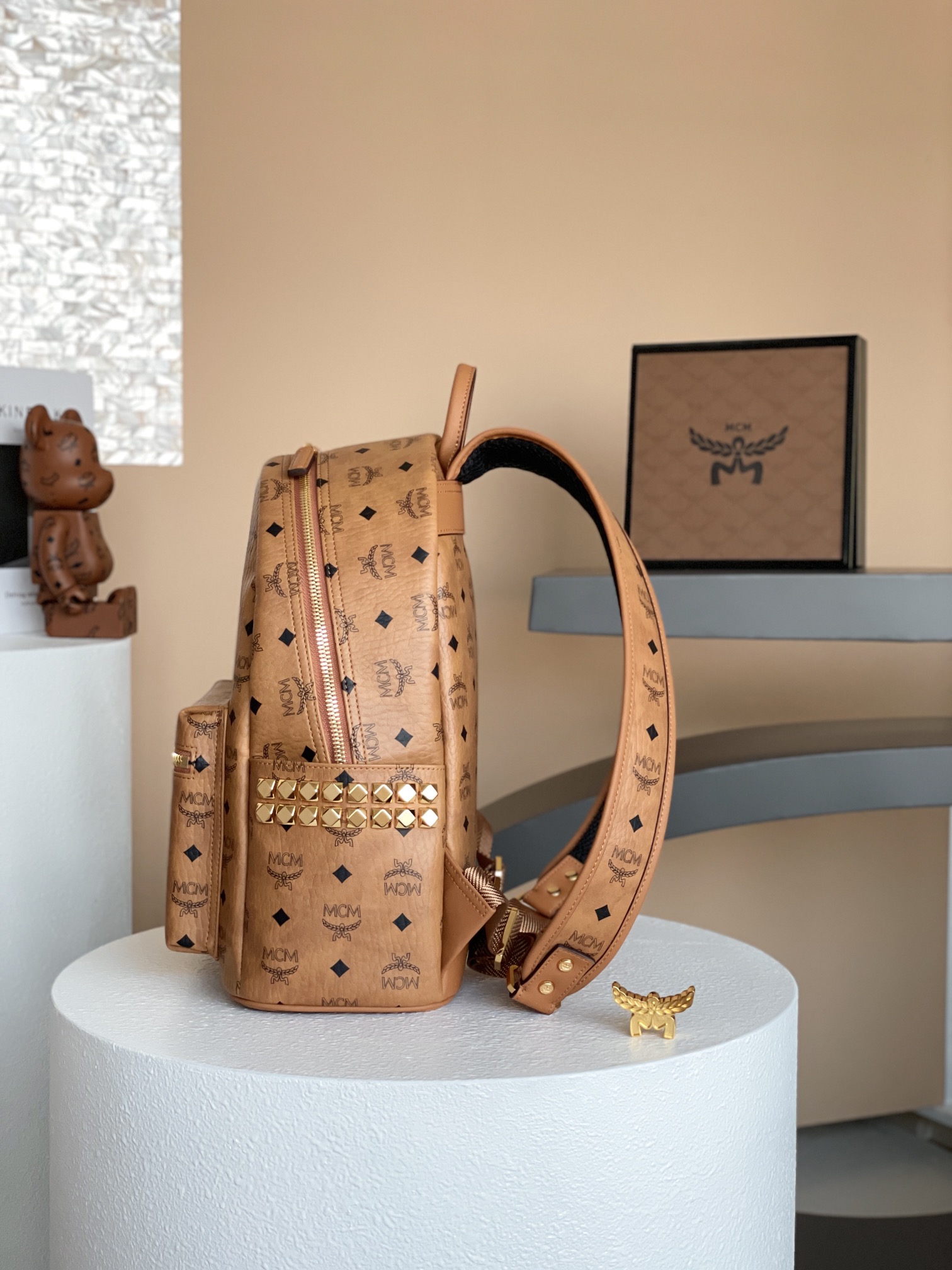 MCM STARK VISETOS 37CO001 (BROWN)