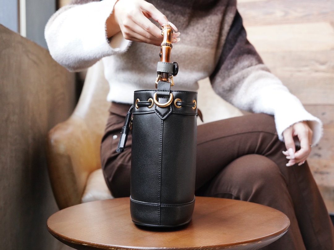 Diana 724667 ( Black)