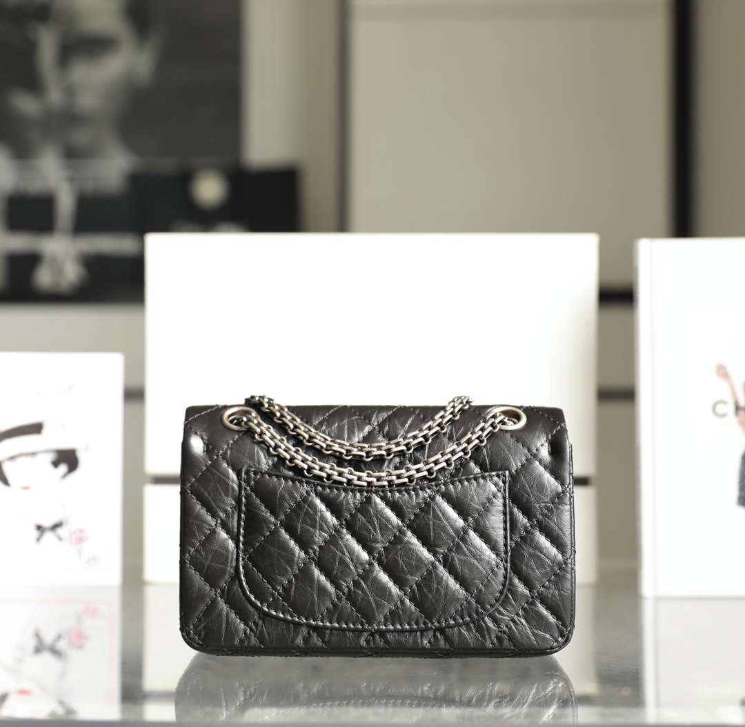 Túi xách Chanel 2.55 đen dây bạc 