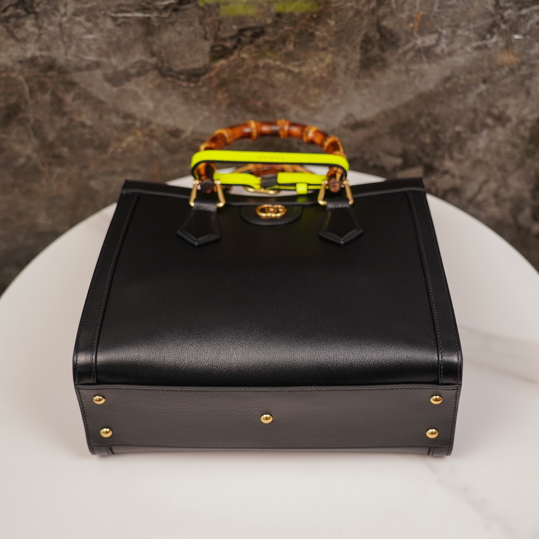 Gucci Diana 660195 ( Black) 