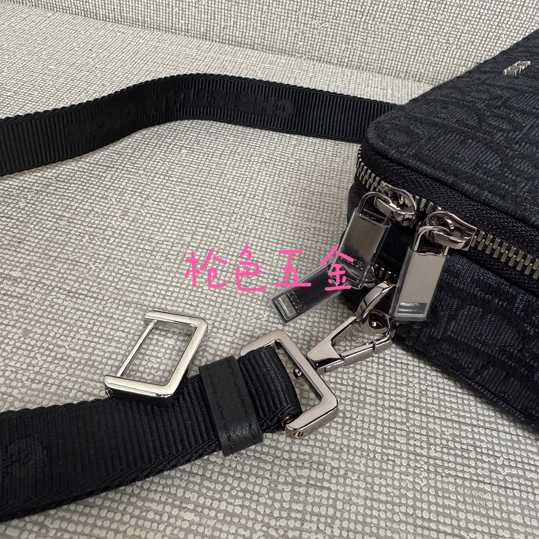 Túi xách Dior 9052 màu đen 