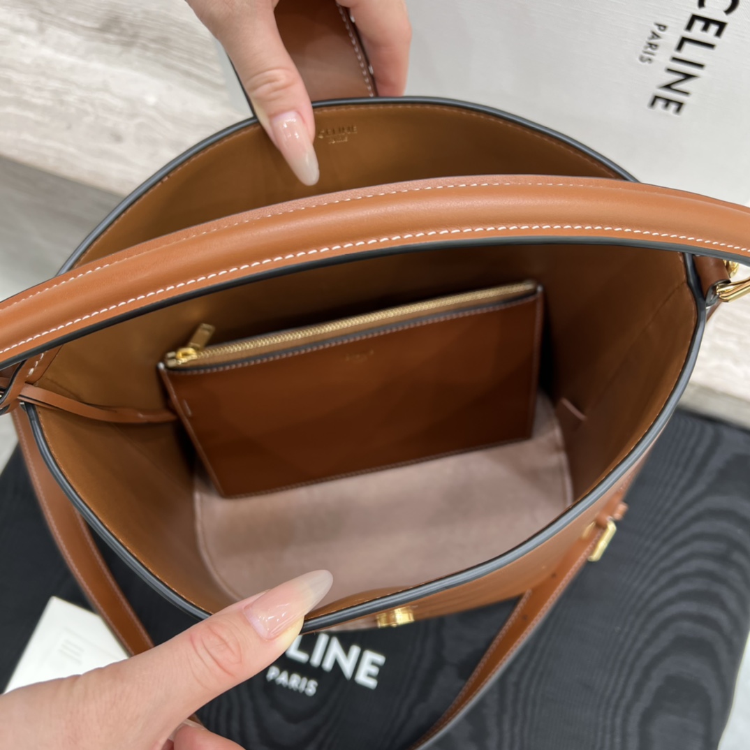Túi Xách Nữ Celine Louise 116613 Màu Nâu 