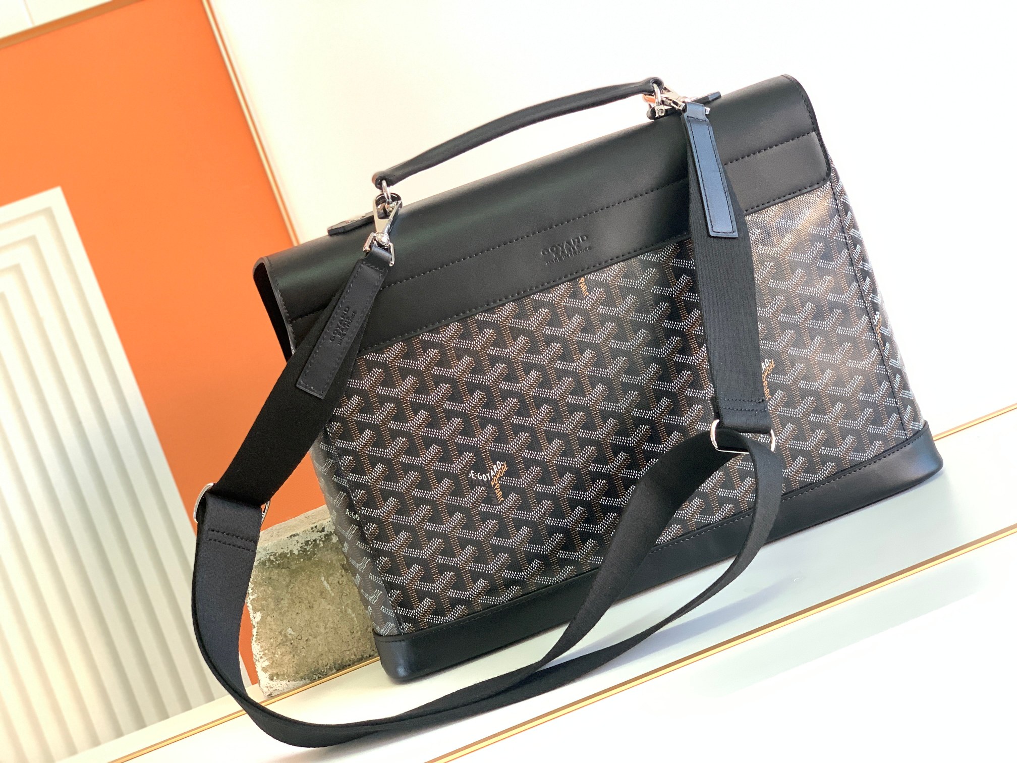 goyard citadin 8029-1 (black)