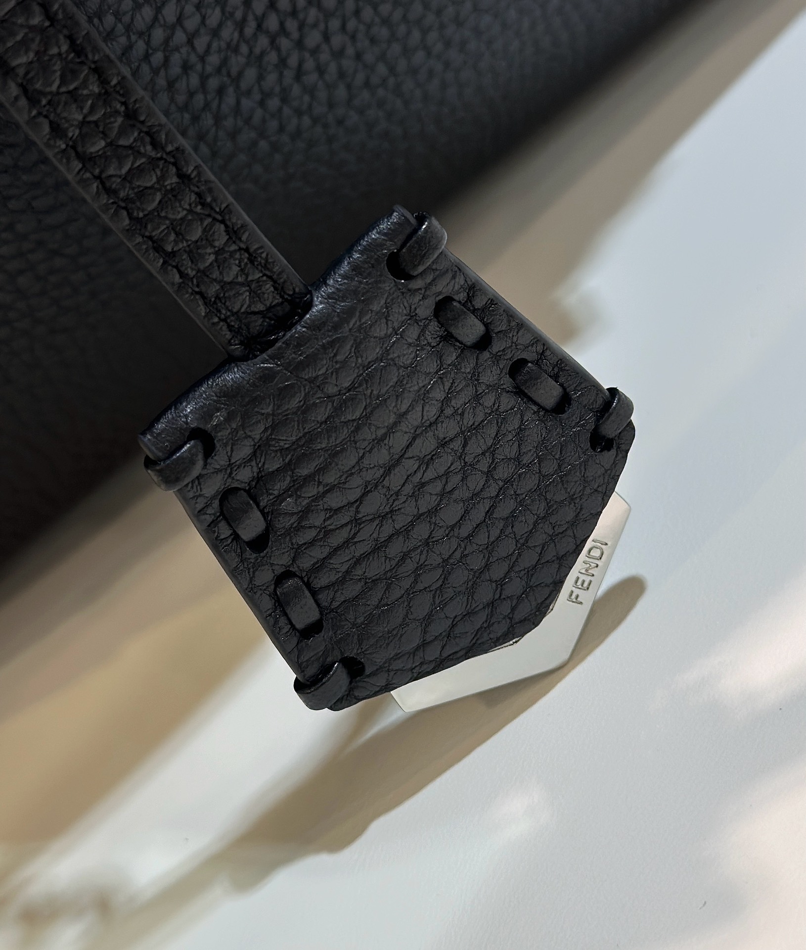 TÚI XÁCH NỮ FENDI8651 