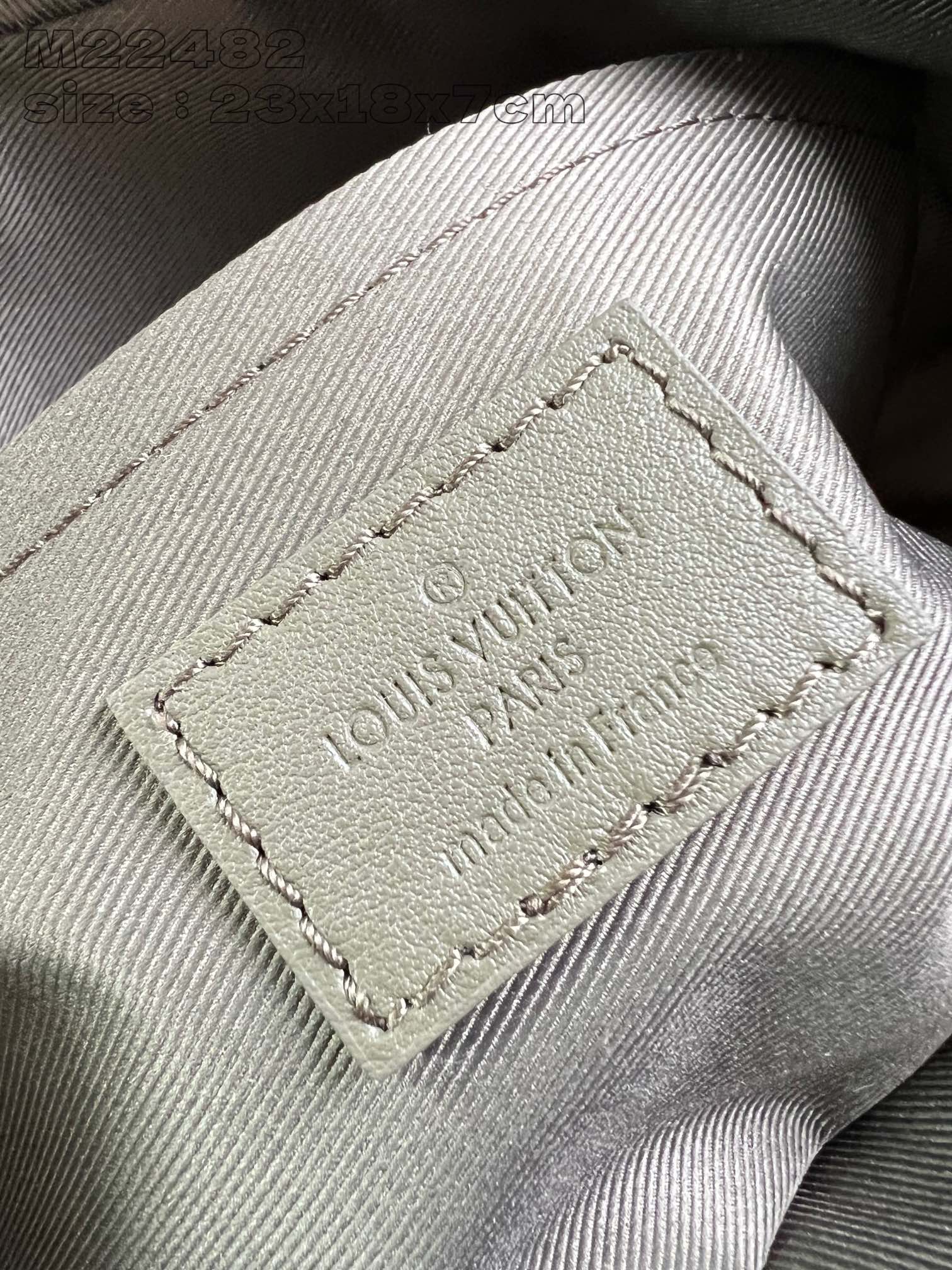  Túi Louis Vuitton Fastline M22482 (moss green)