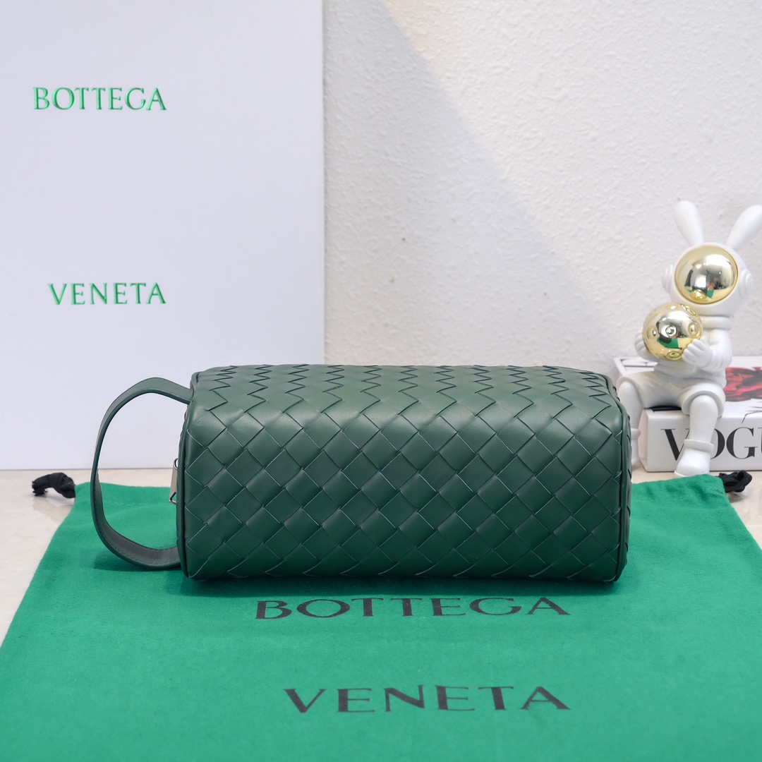 Túi Xách Nam Bottega Veneta 7799 Màu Xanh Rêu 