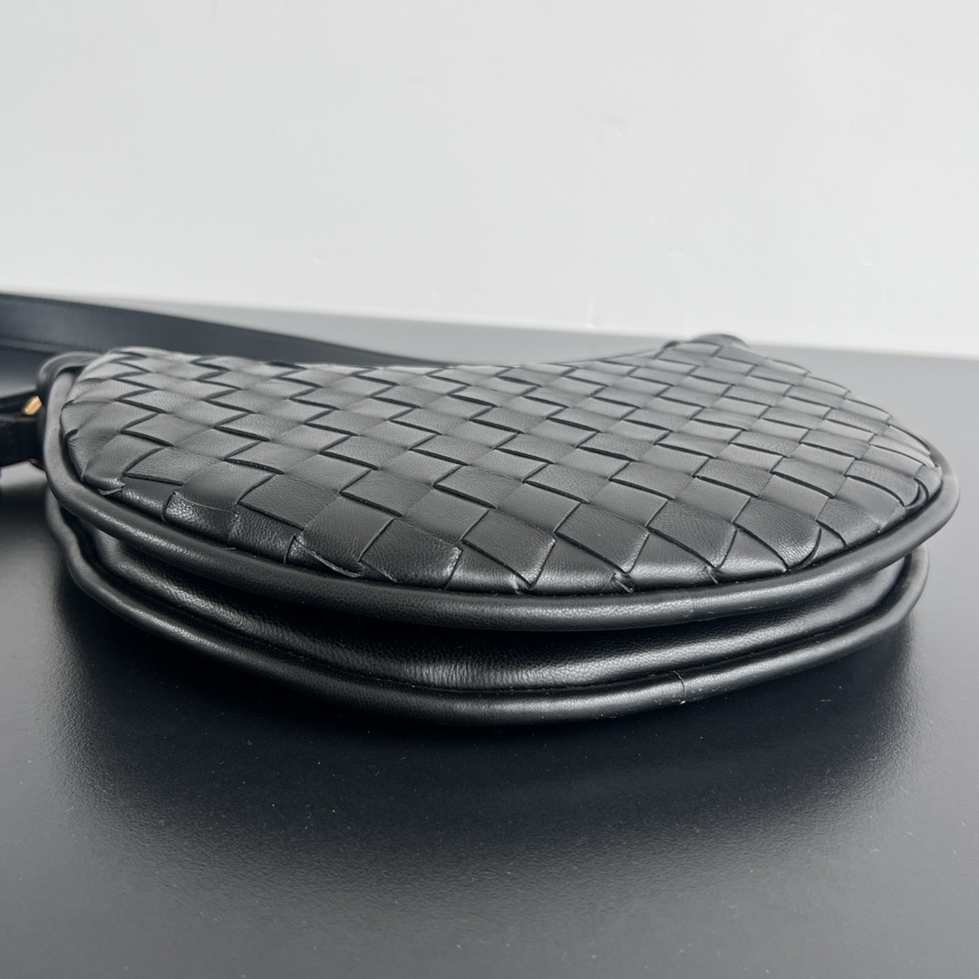 Túi xách nữ bottega veneta màu đen 796638