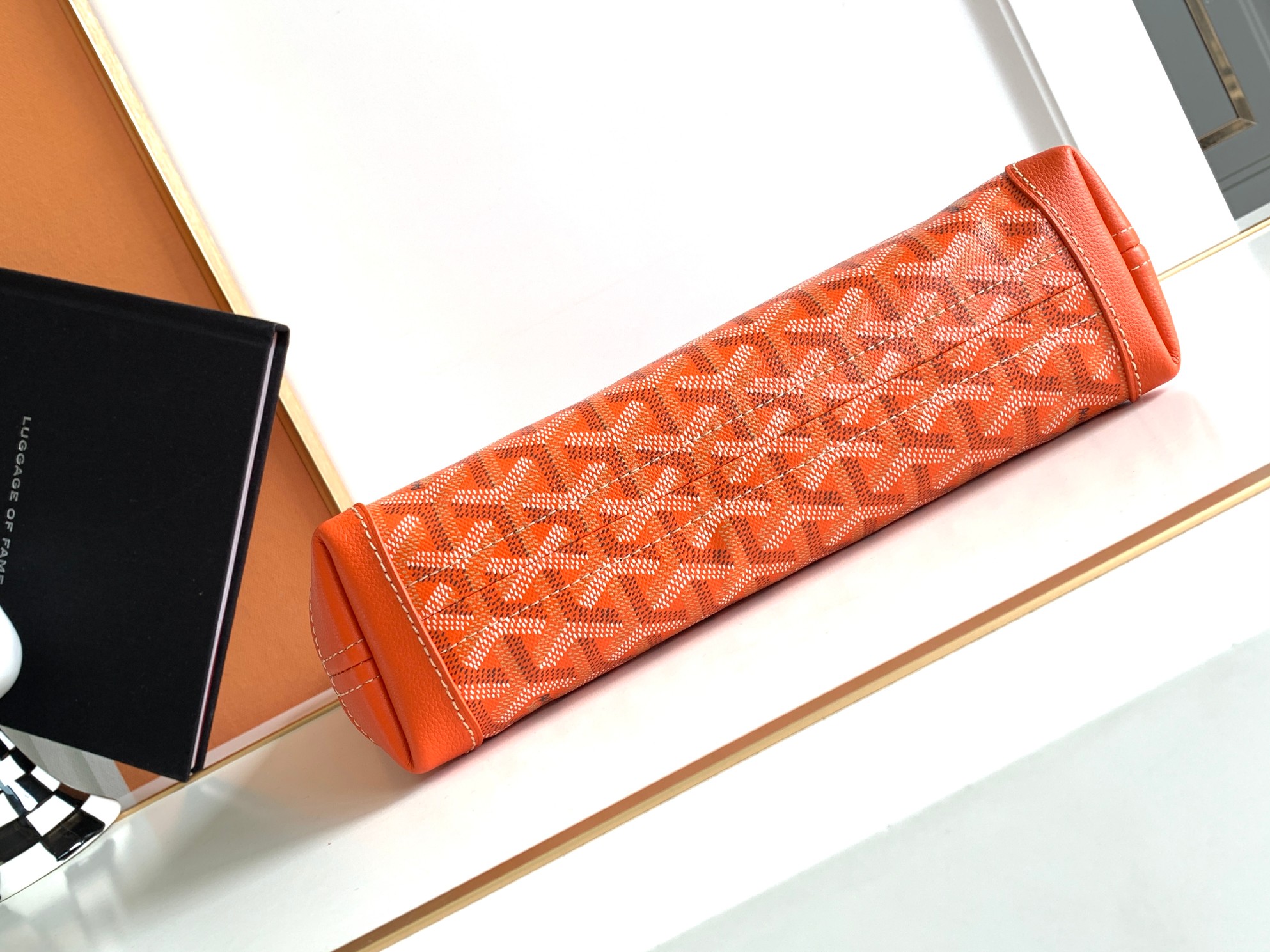 GOYARD CONTI 8811 (orange)