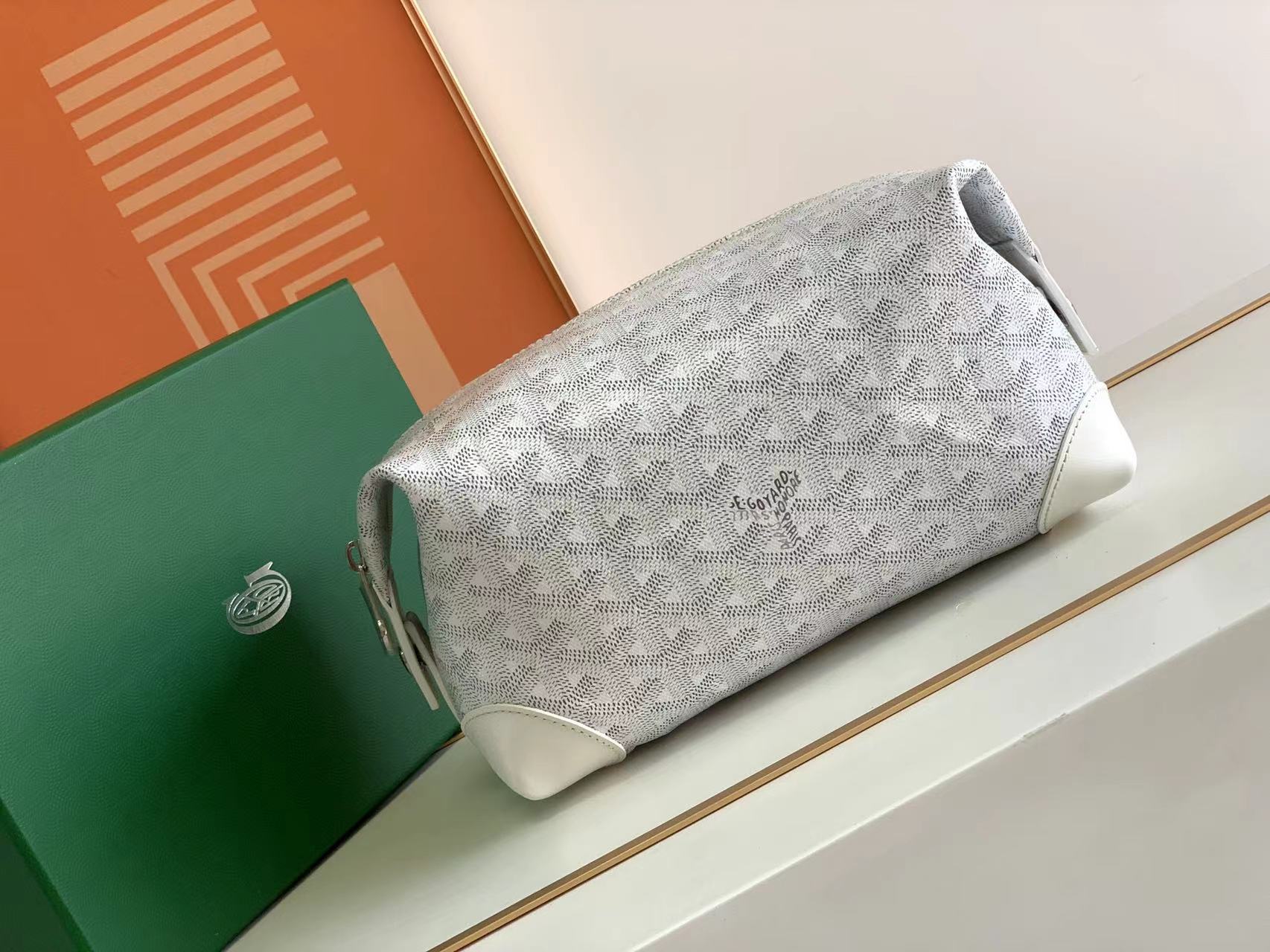 Goyard toilet ecrue bag 8829 (white)