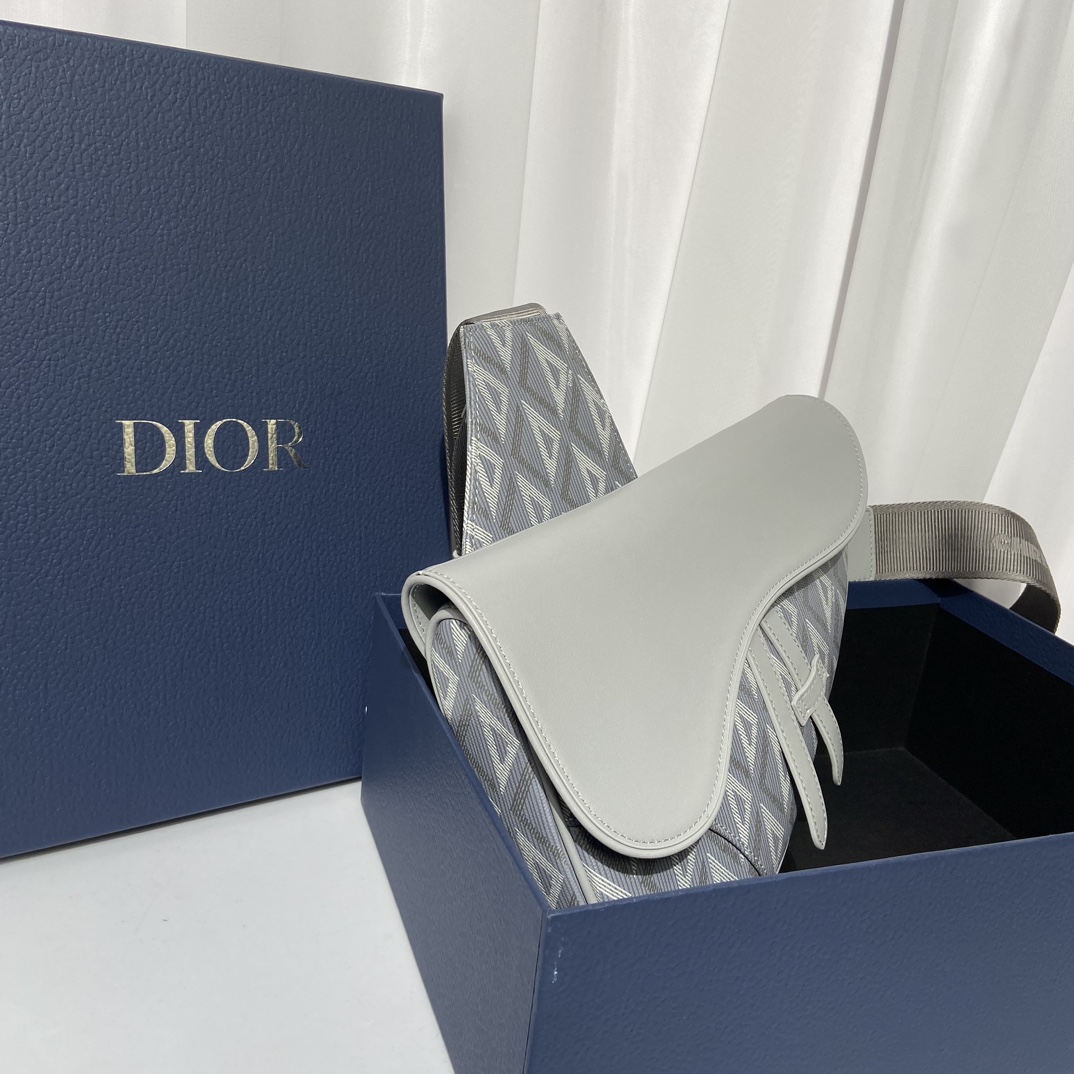 Túi Xách Dior Nam Diamond Màu Xám 9922