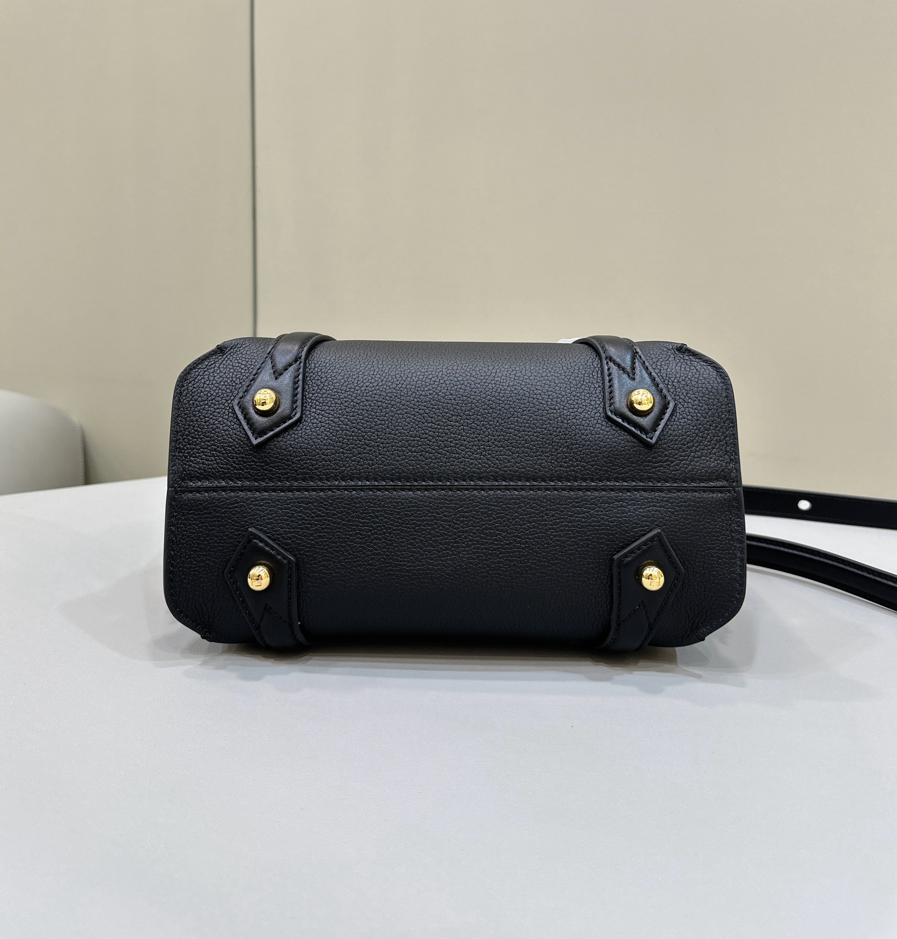 TÚI XÁCH NỮ FENDI 8627A 