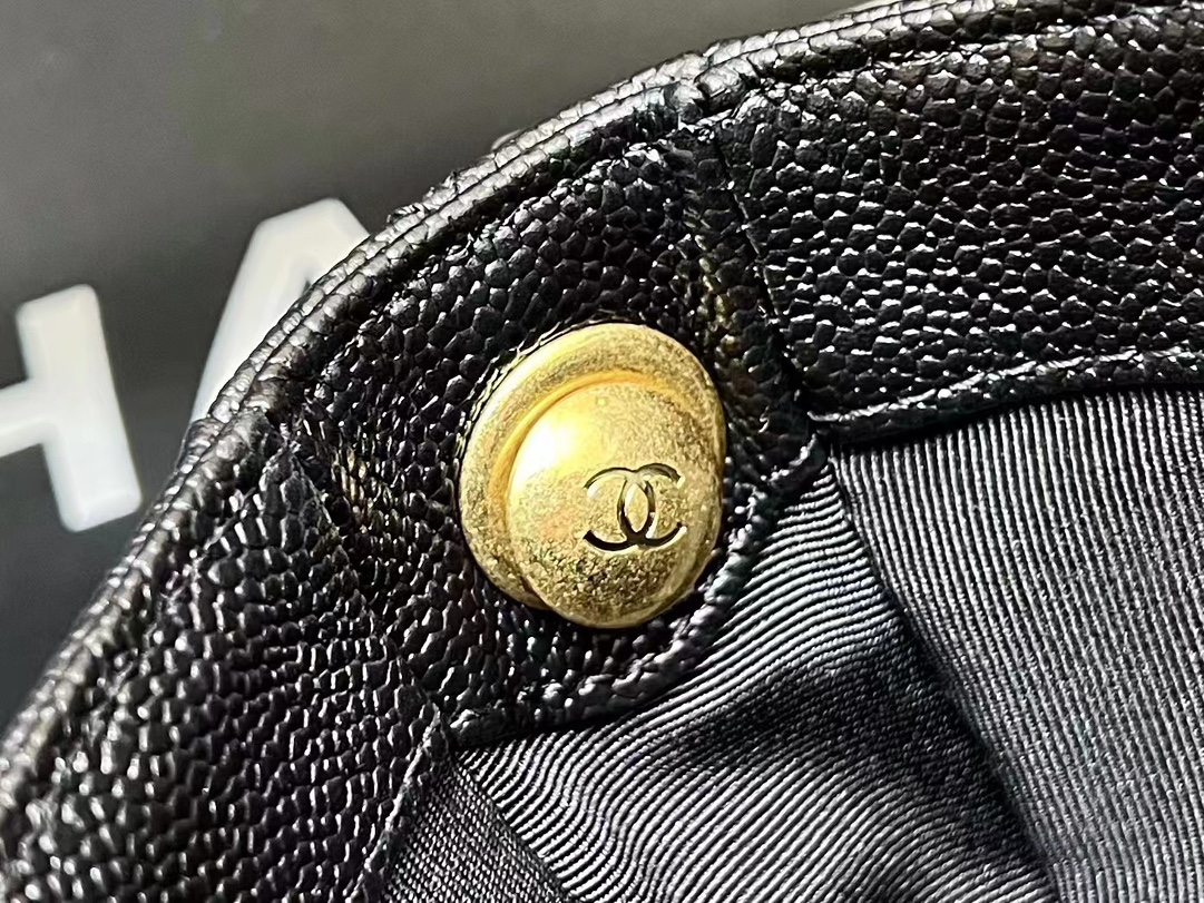 Túi Xách Chanel M3867 Màu Đen 