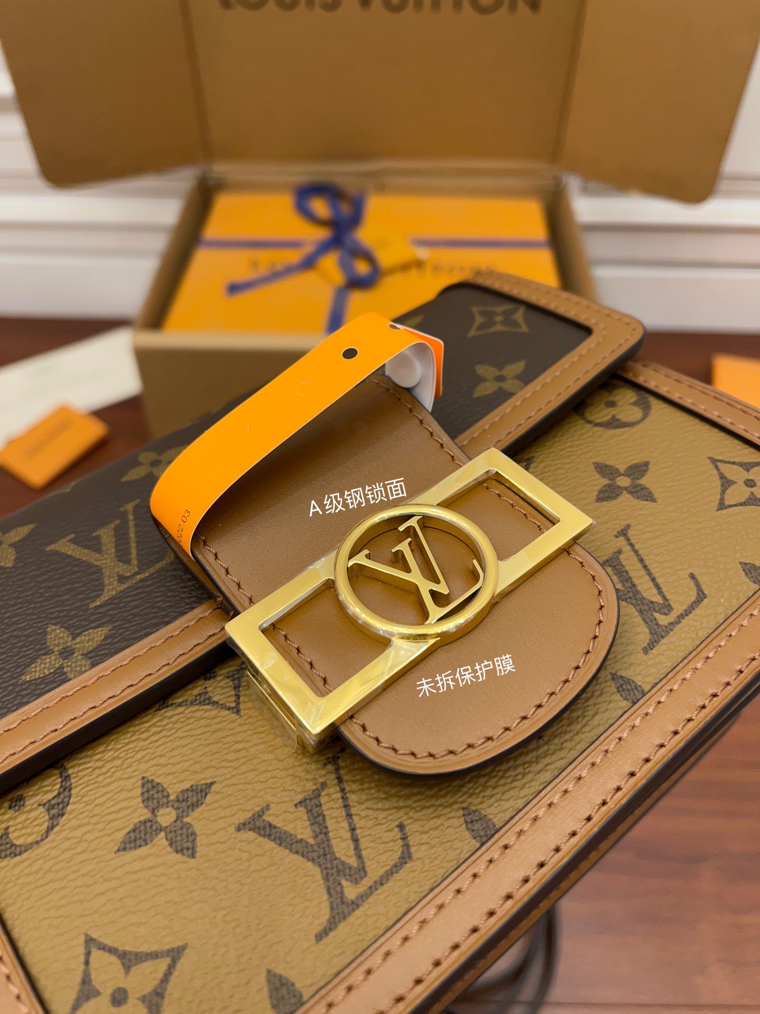 Túi Đeo Chéo Nữ Louis Vuitton LV Mini Dauphine M45959 Màu Nâu Đen