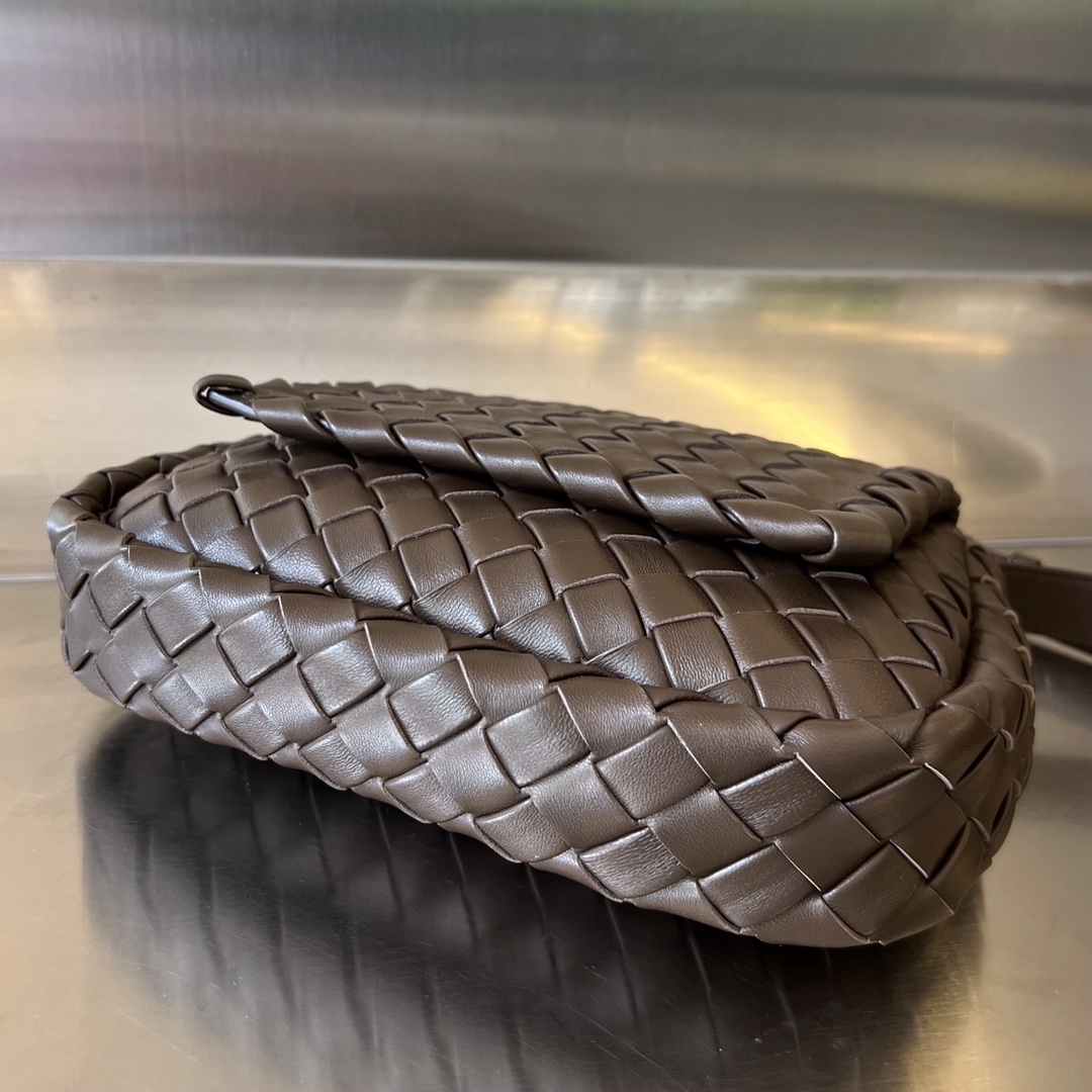 Túi xách nữ bottega veneta màu nâu 755659