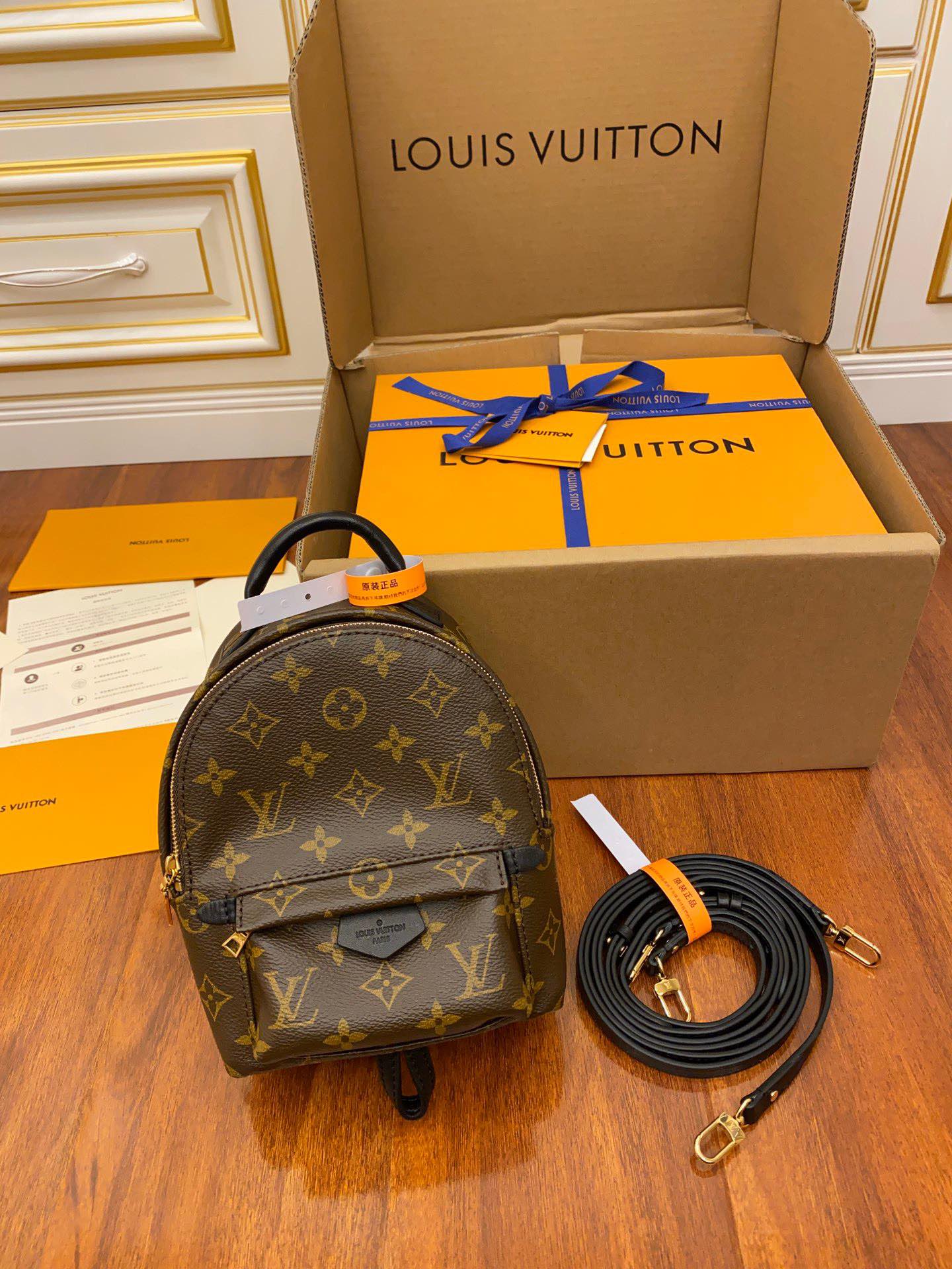 Pochette Accessoires M44873