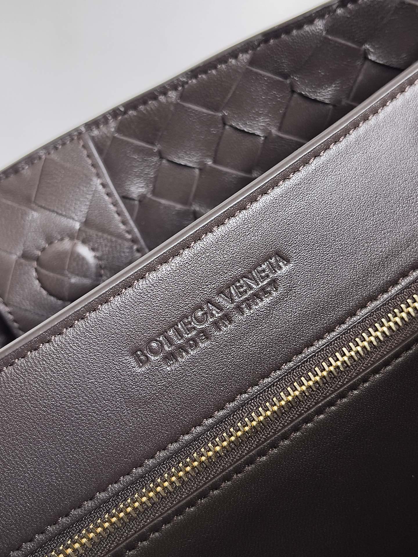 Túi xách nữ bottega veneta màu nâu 743575