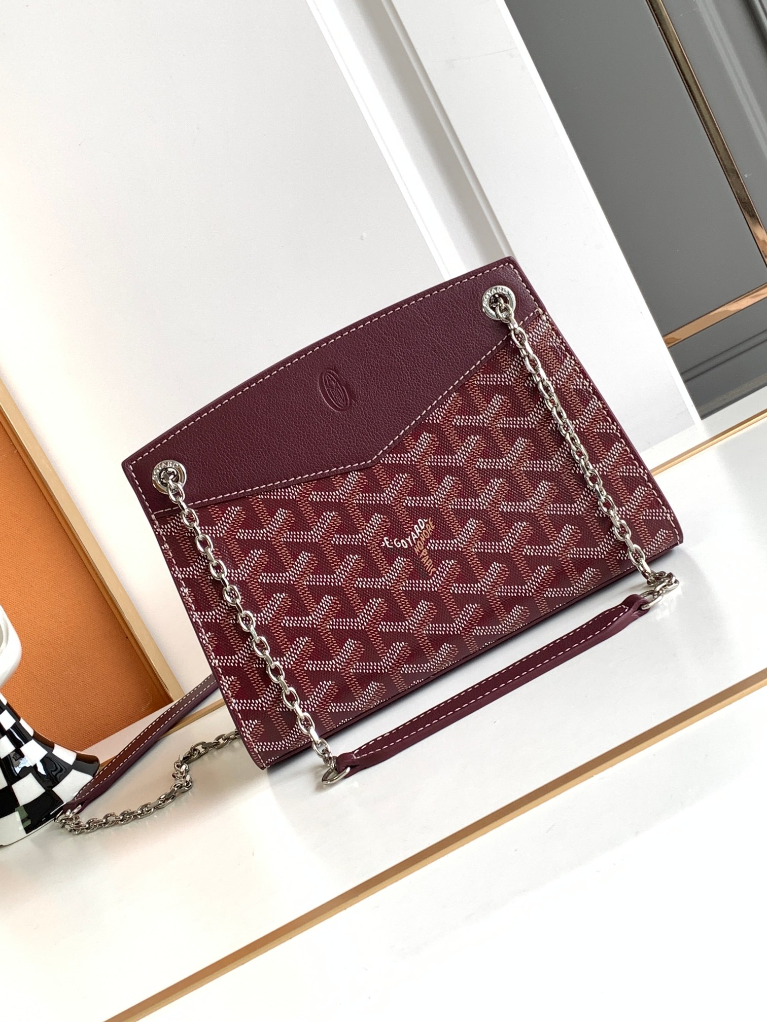 Goyard Rouette 8819 (red)