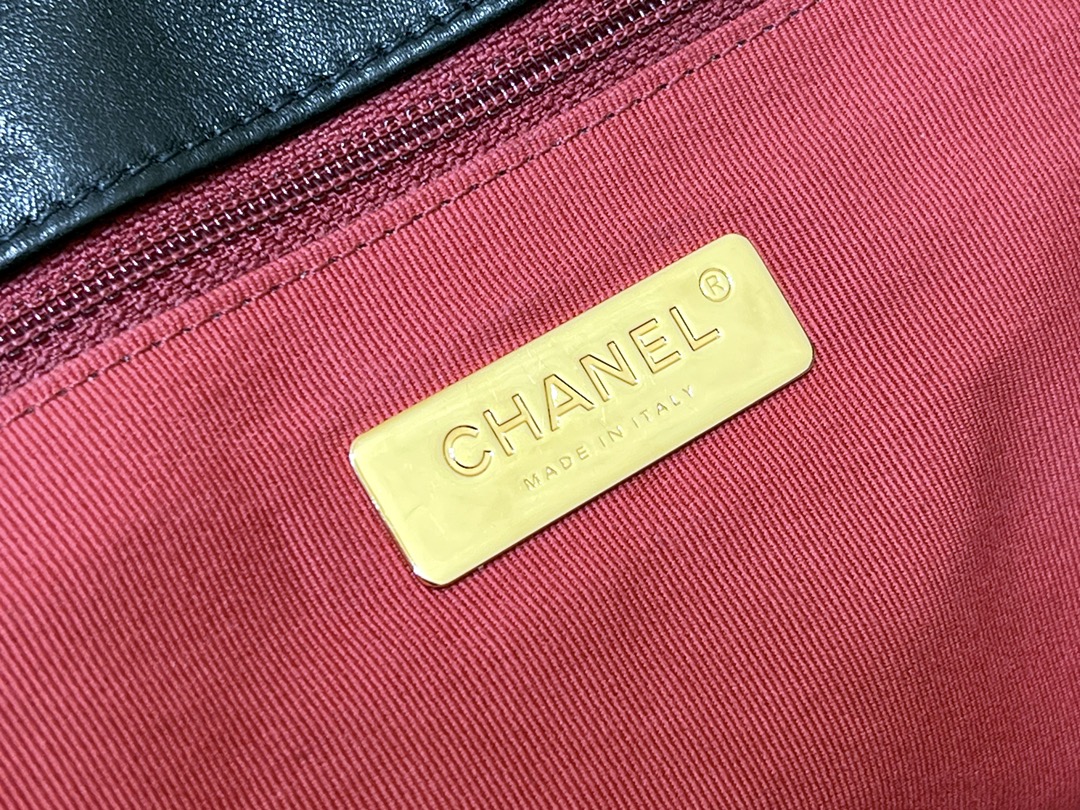 Túi Xách Chanel Shopping Bag AS3660 Màu Đen 