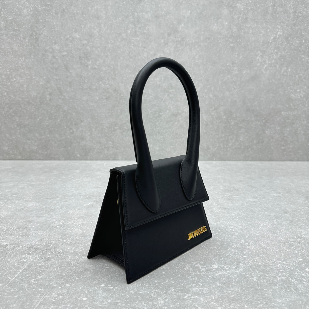 Túi Xách Nữ Jacquemus P98868 Màu Đen 