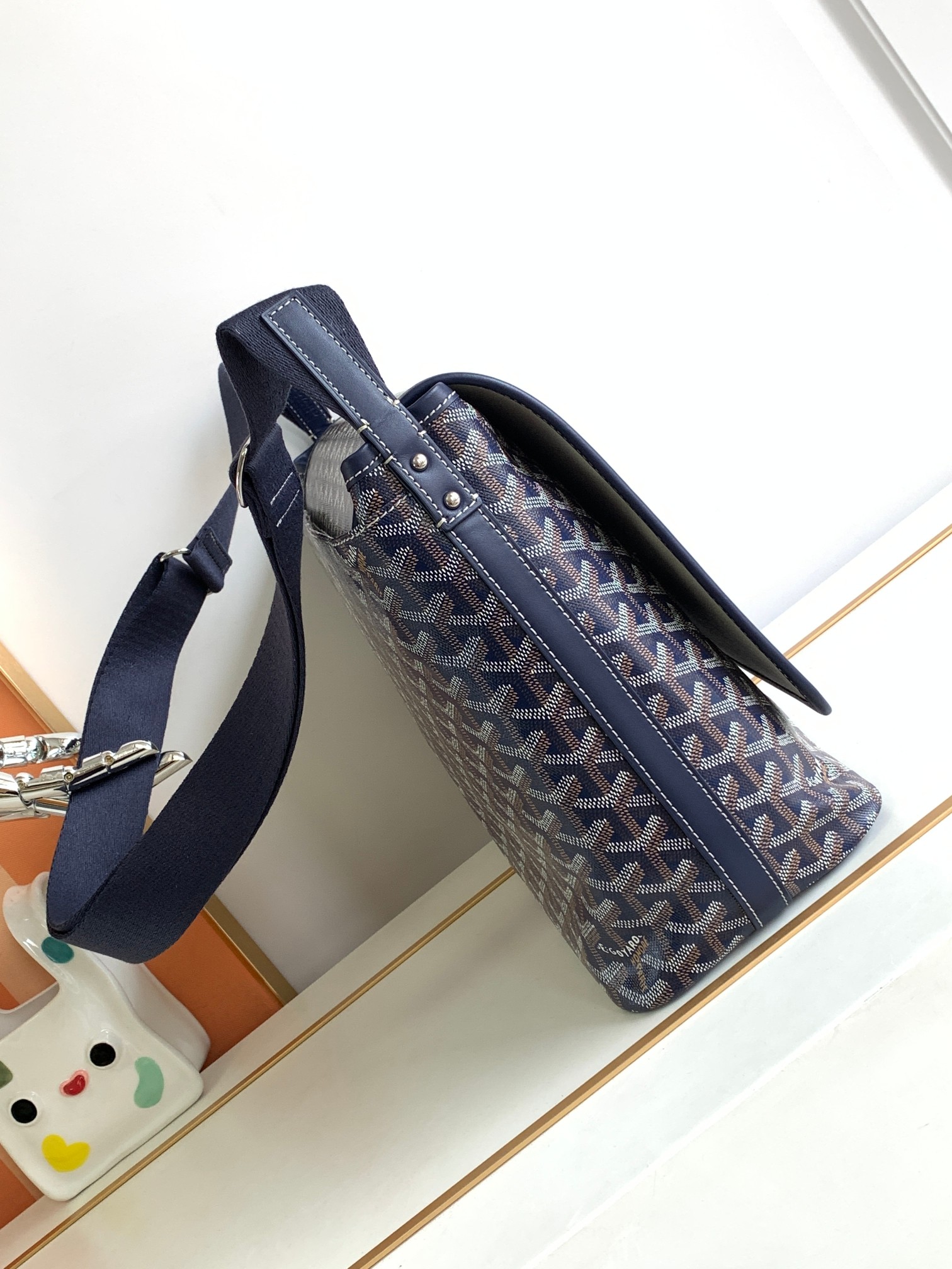 Túi xách Goyard 8130 màu xanh dương 