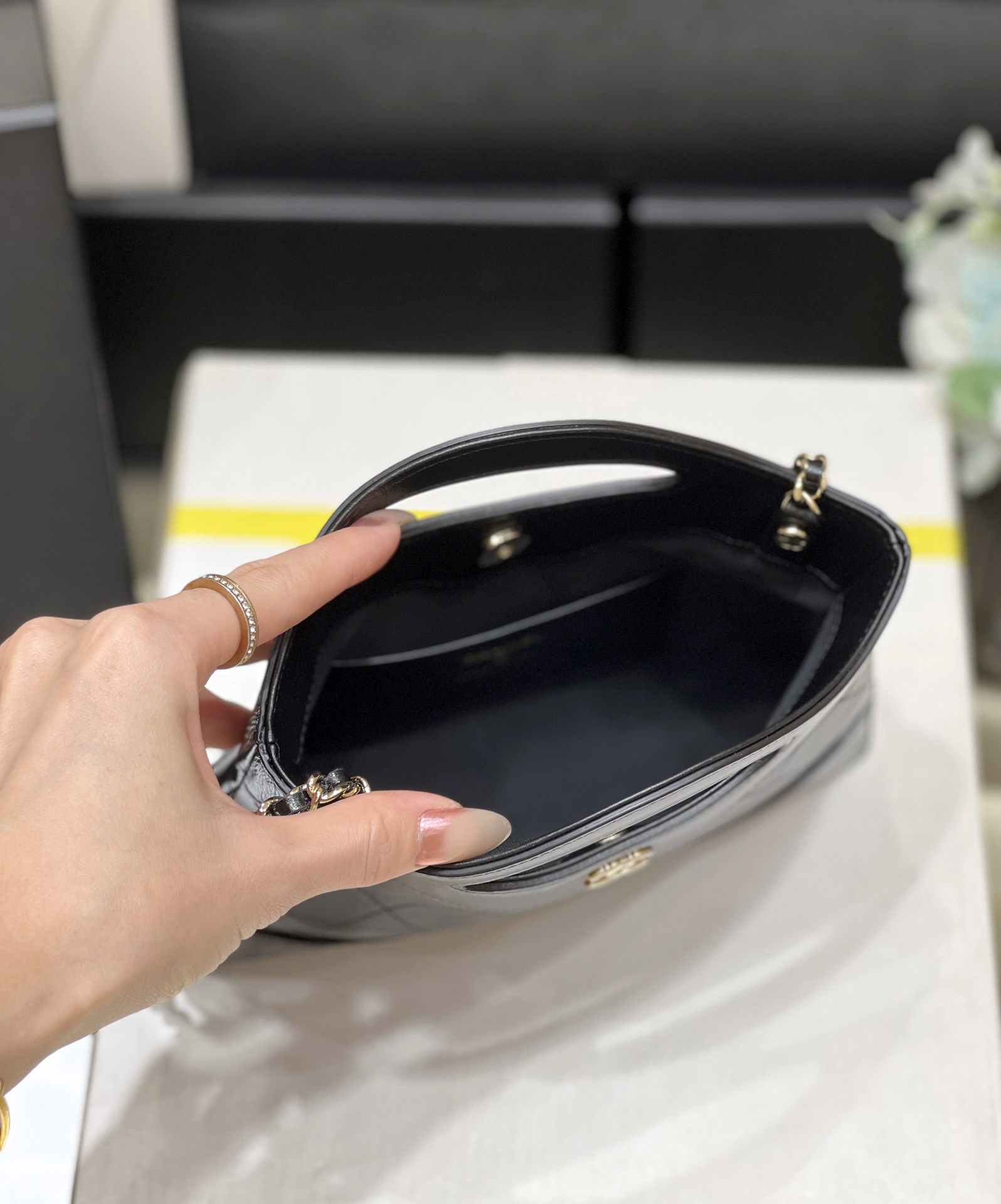 Túi Xách Chanel Bag Nano AS3656 Màu Đen 
