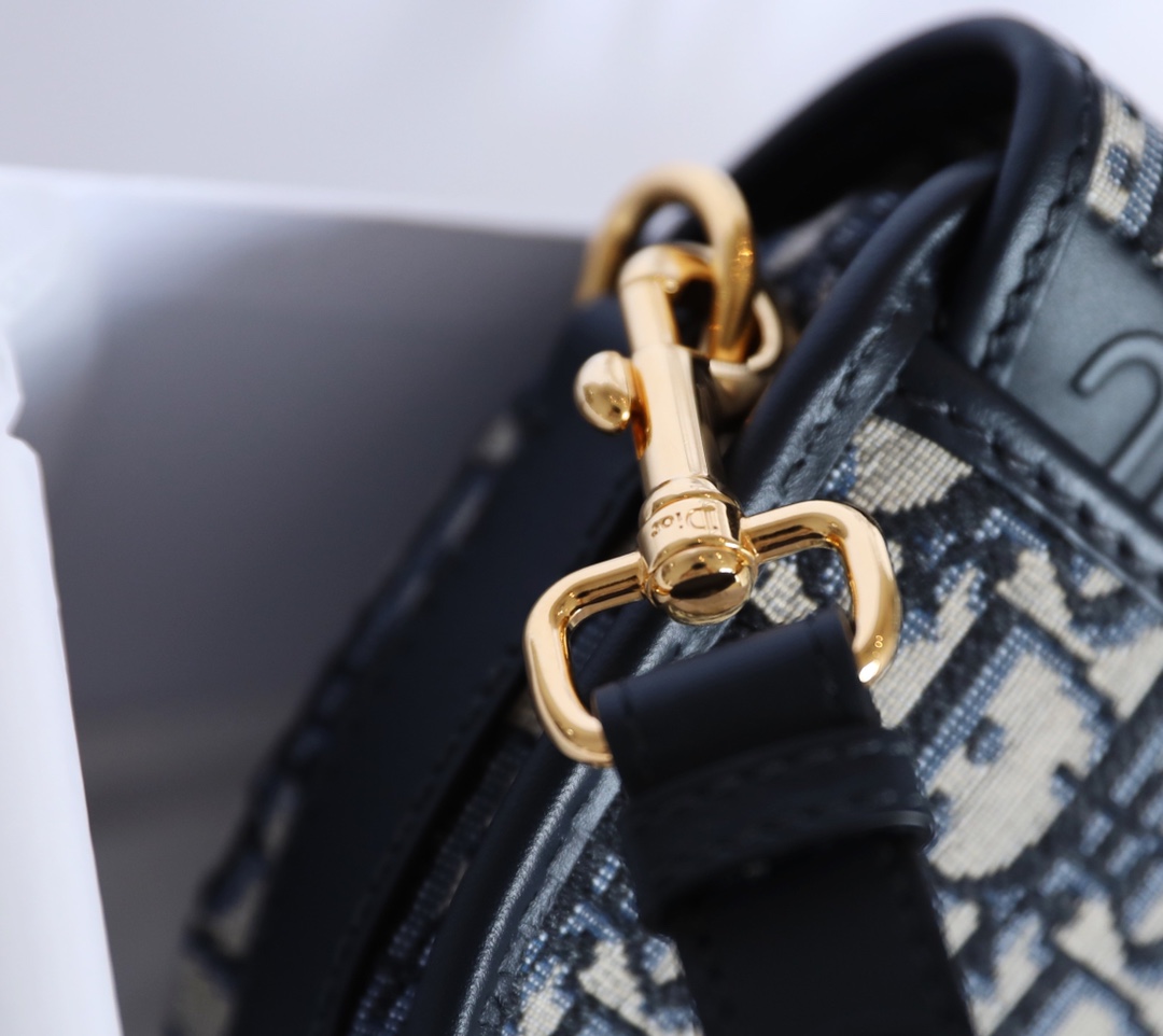 TÚI DIOR BOBBY MINI