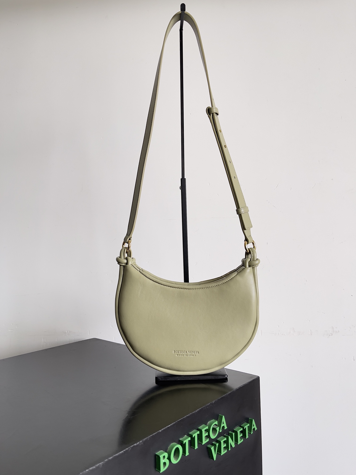 Túi xách nữ bottega veneta màu rêu 796638