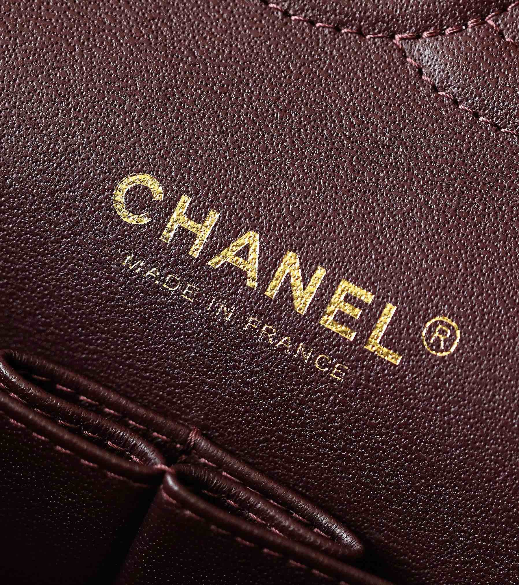 Túi xách Channel Classic màu đen da cừu 