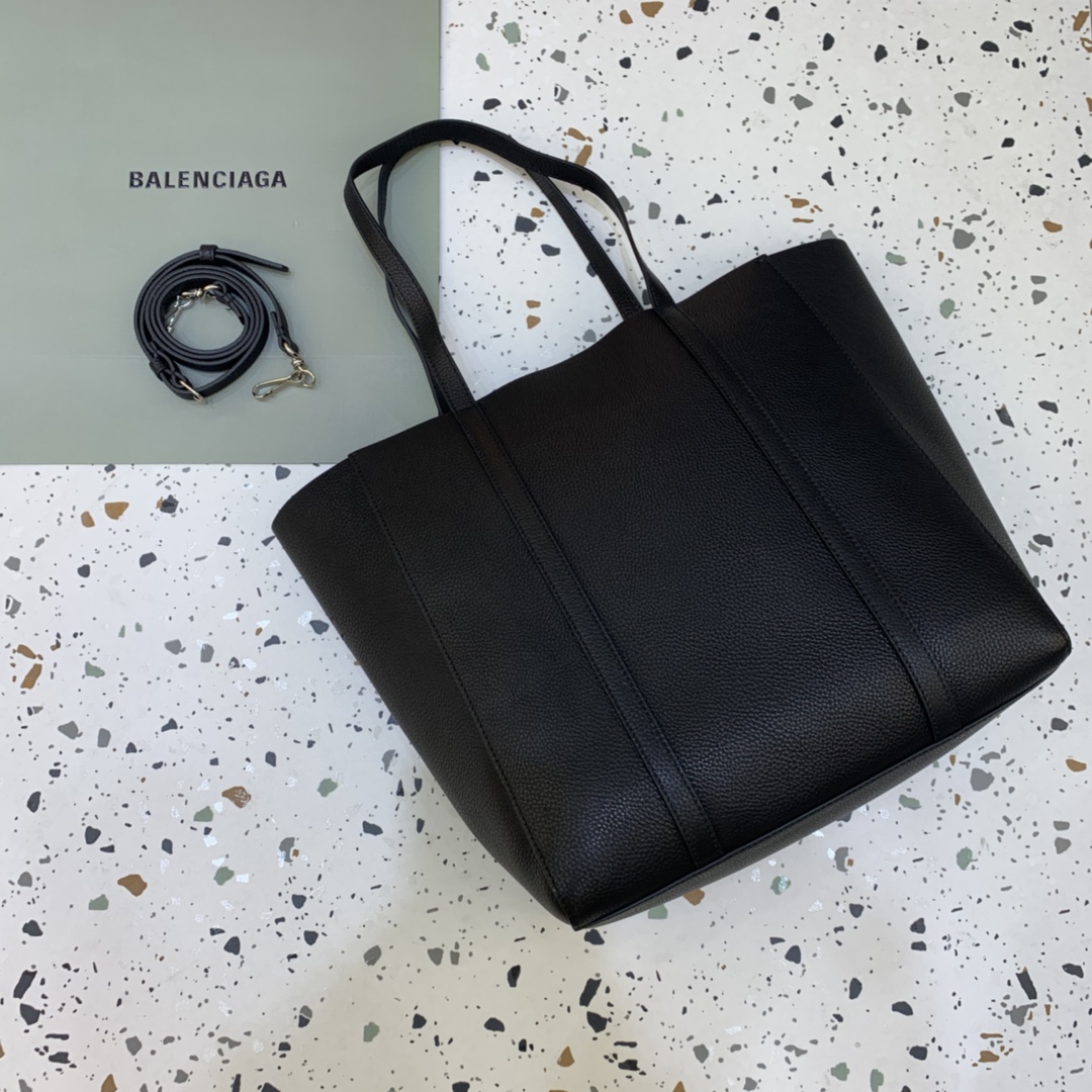 Túi xách nữ BALENCIAGA 204880 màu đen 