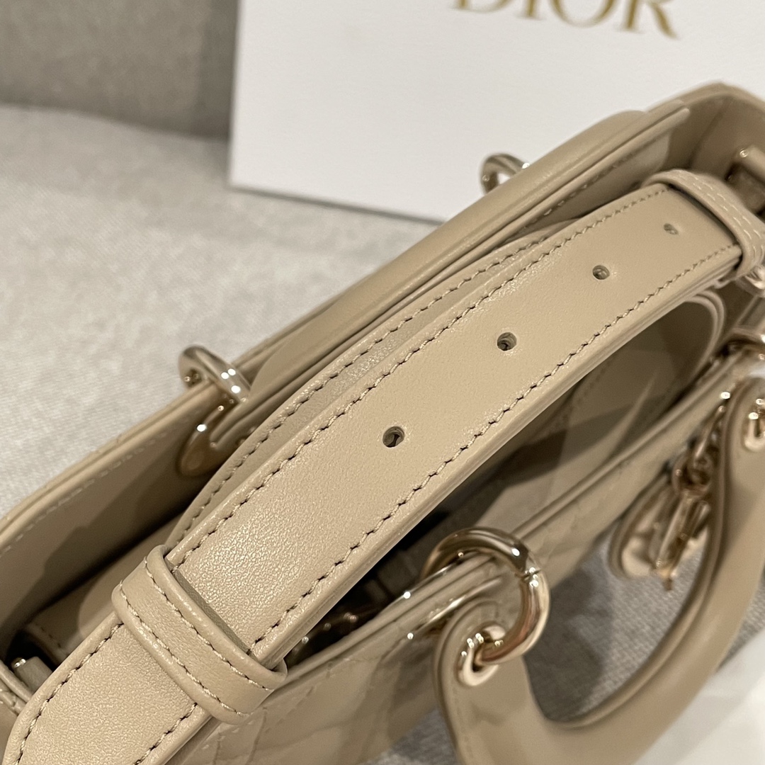 Túi Xách Tay Dior D-Joy Nữ Màu Be