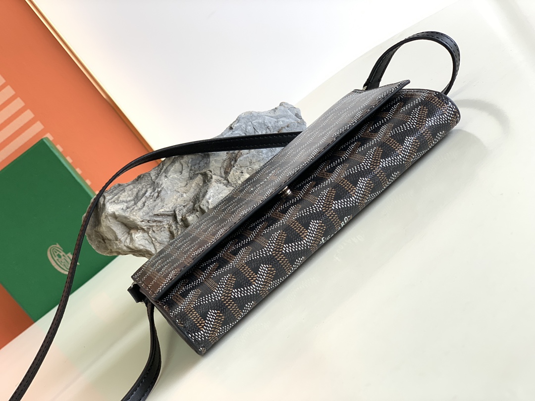 Goyard Varenne M8118 (brown)