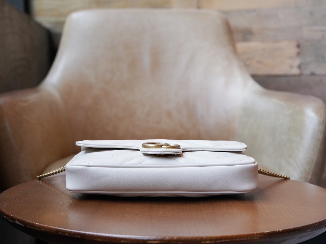 Túi Xách Nữ Mini sac GG Marmont 751526 Màu Trắng