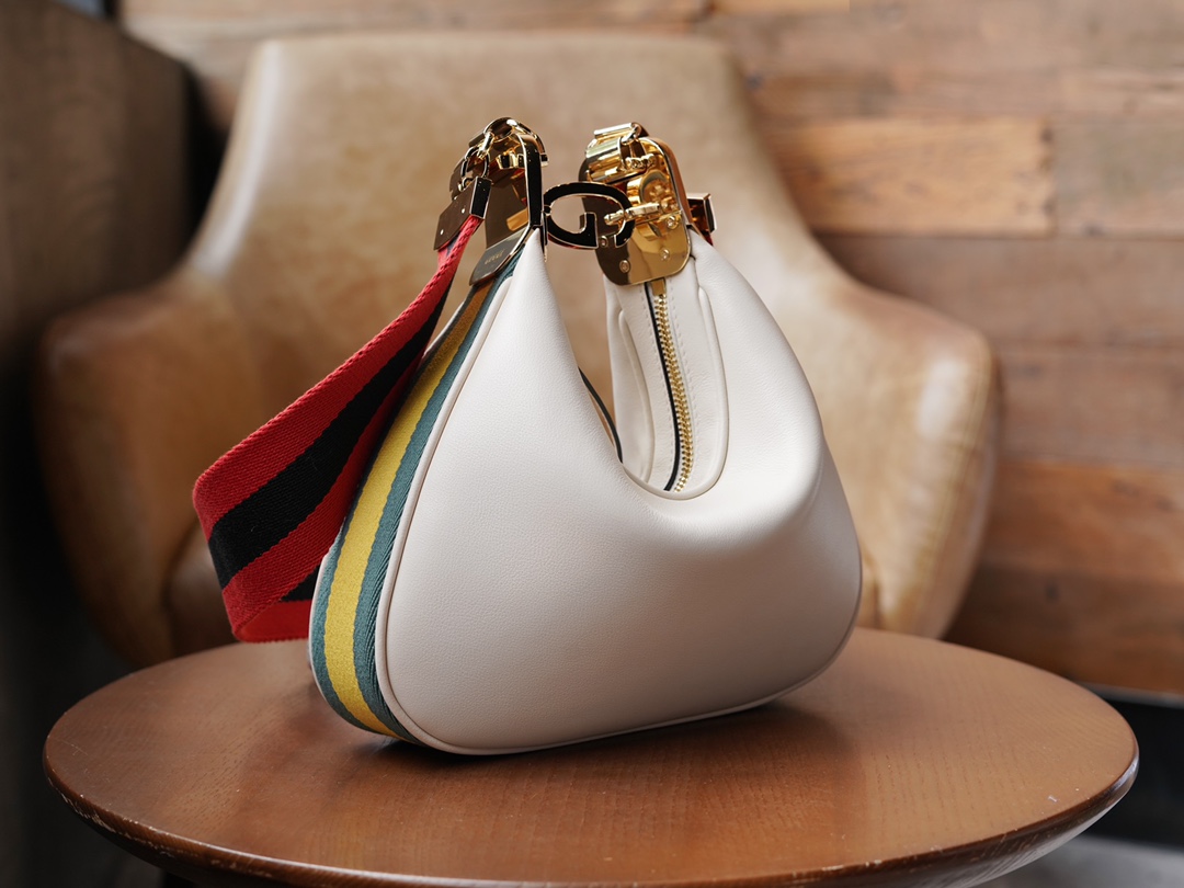 Sac à épaule Gucci Attache petite taille 699409 (white) 