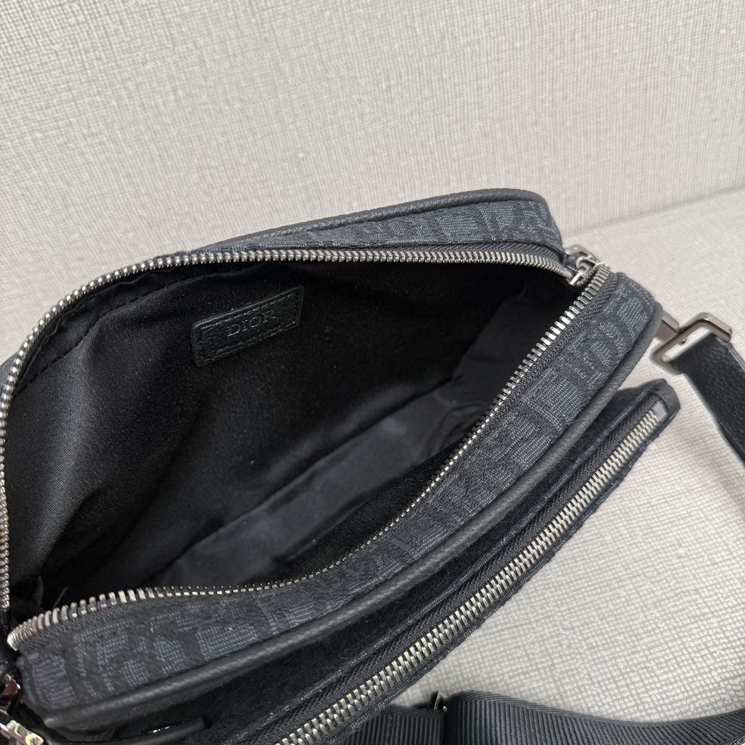 Túi xách Dior Oblique màu đen 9204 