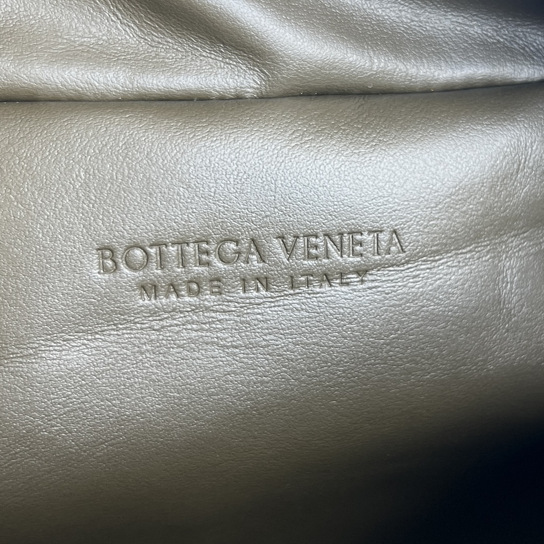 Túi xách nữ bottega veneta màu rêu 796258