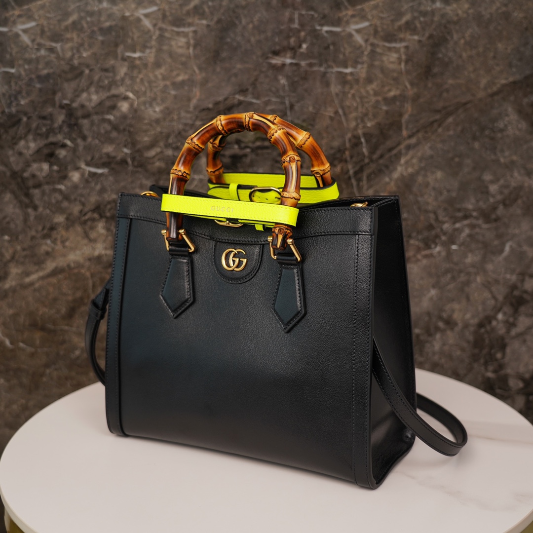 Gucci Diana 660195 ( Black) 