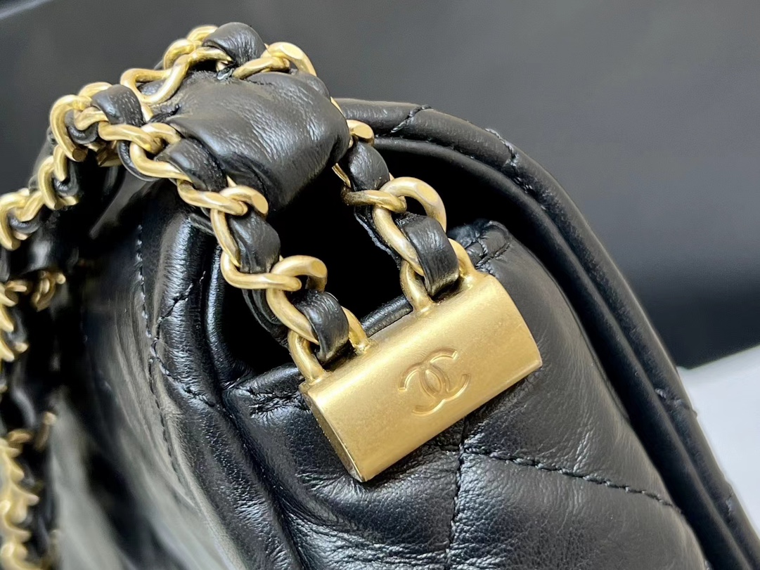 Túi Xách Chanel AP4423 Màu Đen 