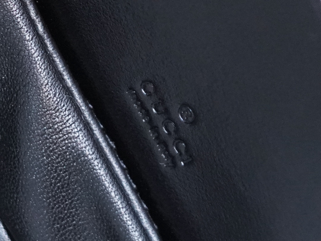 Túi Xách Nữ Gucci Bamboo 1947 686864 Màu Đen 