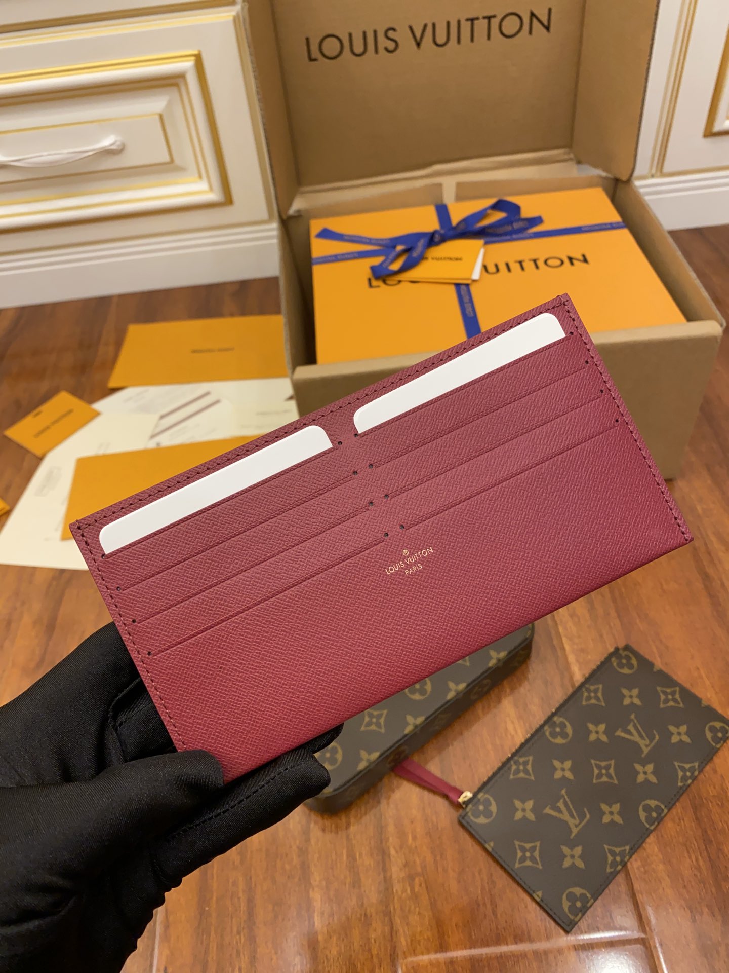 Túi Đeo Chéo Nữ Louis Vuitton LV M61276 Félicie Pochette Monogram Màu Nâu